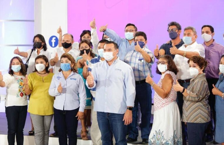 Maestros y maestras se suman al proyecto Más Mérida de Renán Barrera