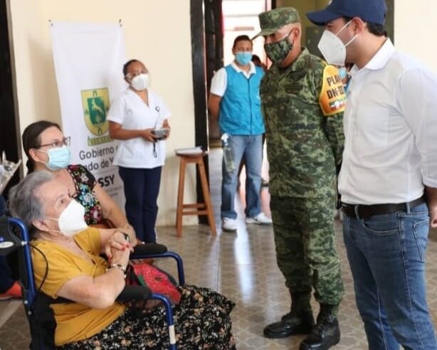 Vacunación contra Coronavirus representa esperanza de vida para adultos mayores de Yucatán
