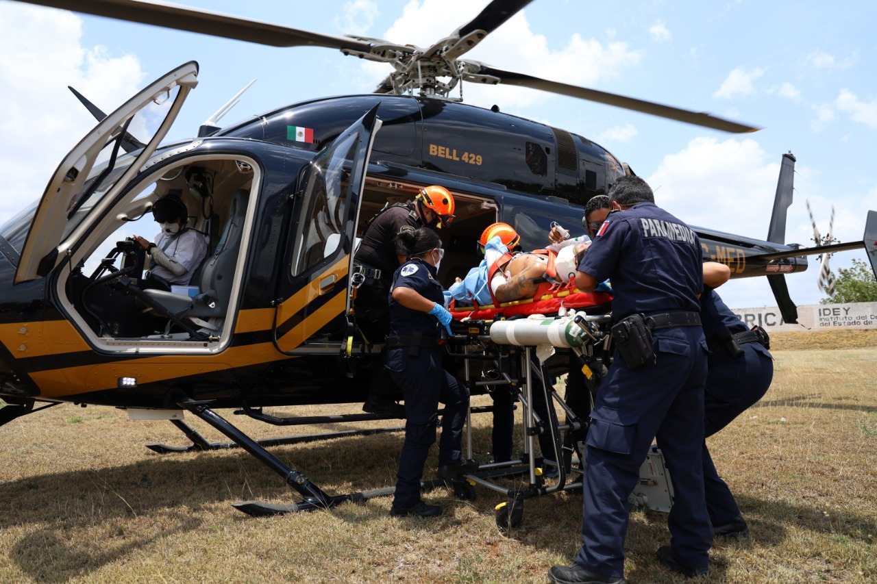 Helicóptero de la  SSP traslada a herido grave