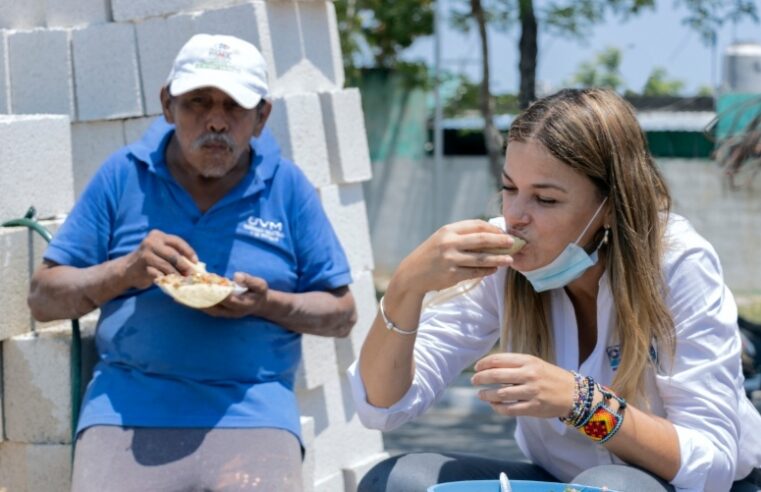 Reconoce Cecilia Patrón la importancia de los alarifes