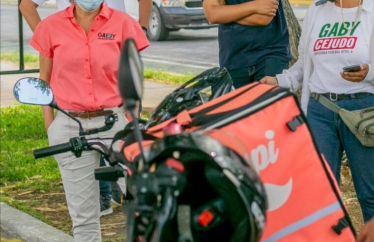 Repartidores de plataformas digitales deben tener prestaciones laborales: Gaby Cejudo