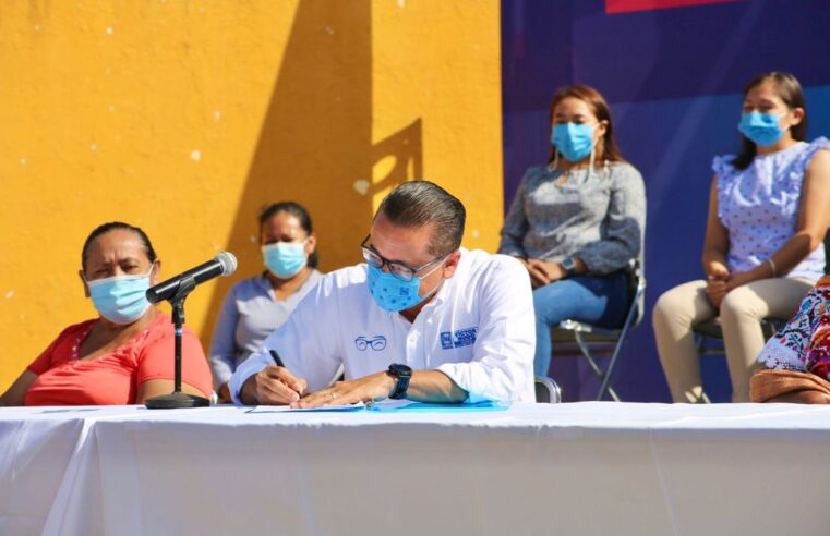 Víctor Hugo firma carta compromiso para volver al IV distrito