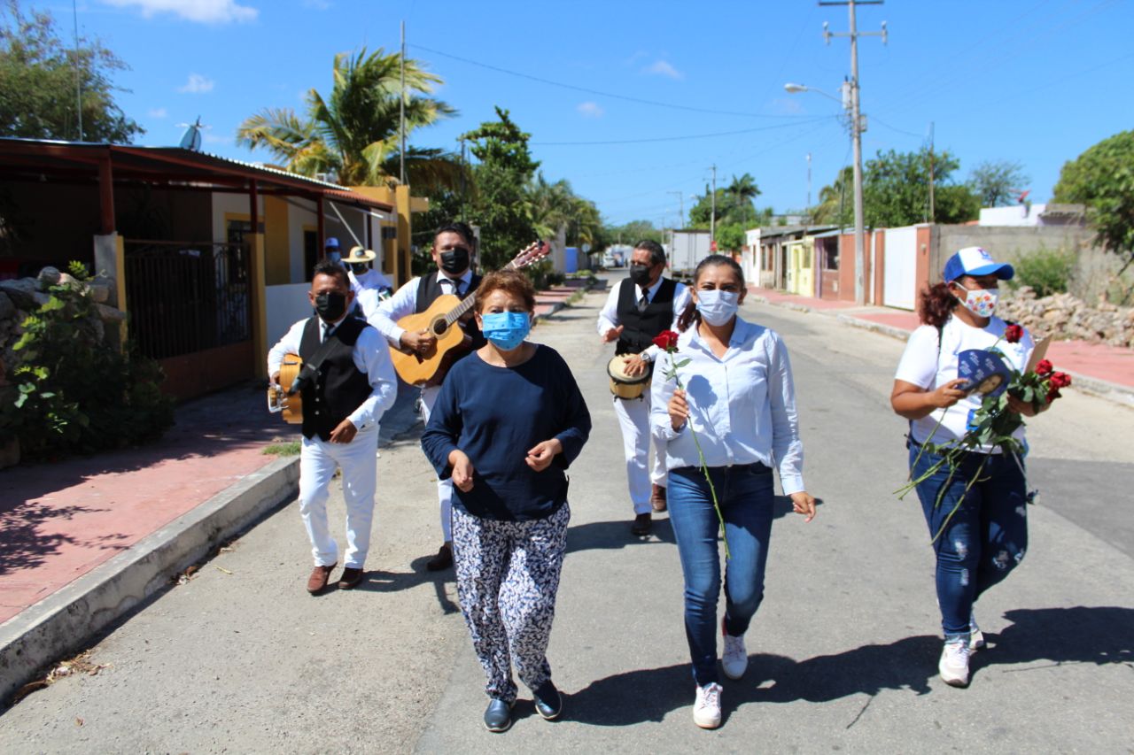 Caravana de Dafne López en  la Castilla Cámara