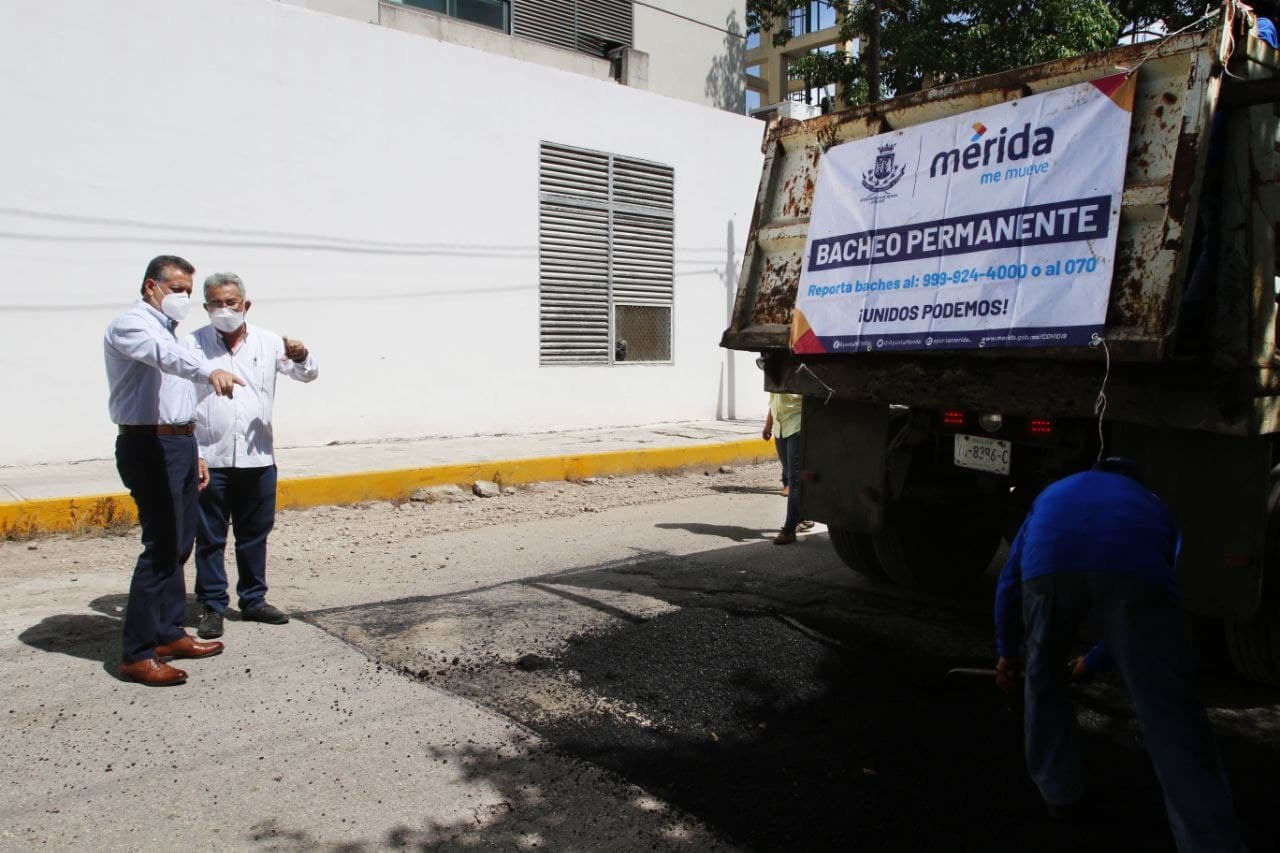 Con intensivo bacheo, el Ayuntamiento mejora seguridad y movilidad en Mérida