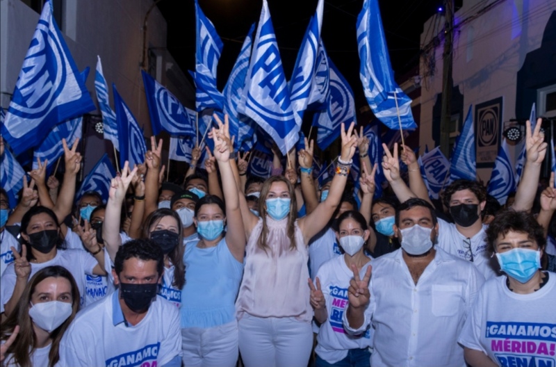 Arrasa Cecilia Patrón en el Distrito 4