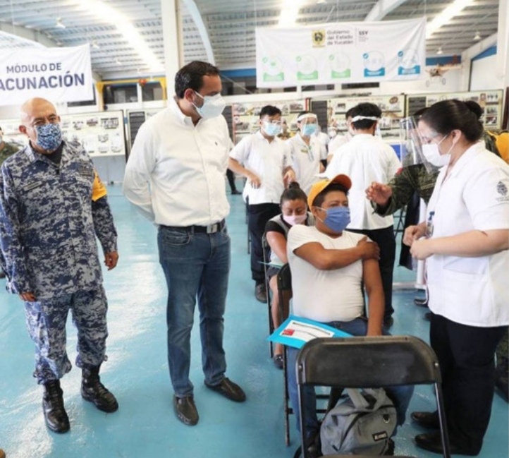 Buena afluencia en la segunda jornada de vacunación en Mérida y el interior del estado