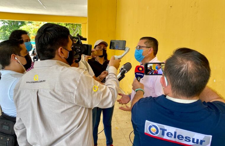 Víctor Hugo Lozano vota en Cholul y destaca la participación de los meridanos
