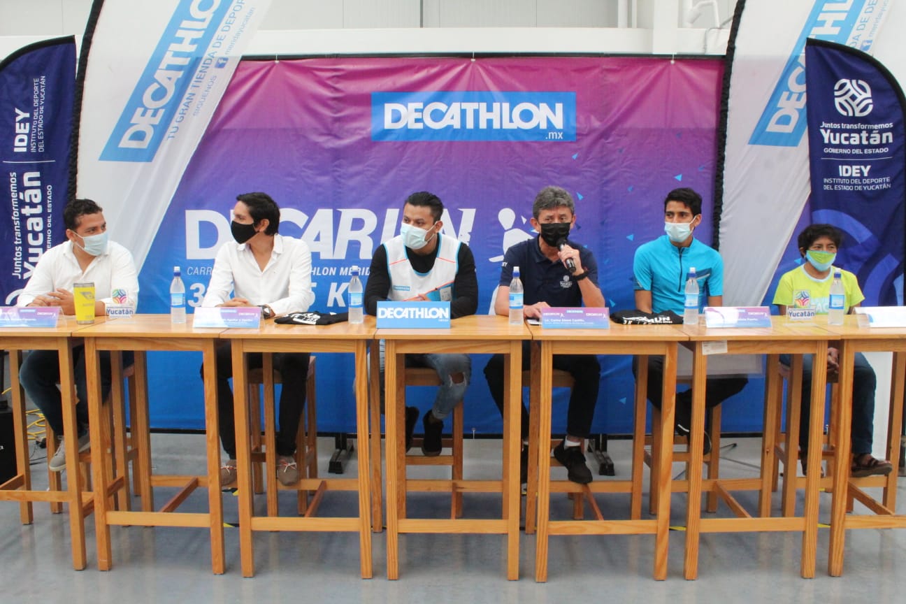 Decathlón Mérida celebra su tercer aniversario con una carrera