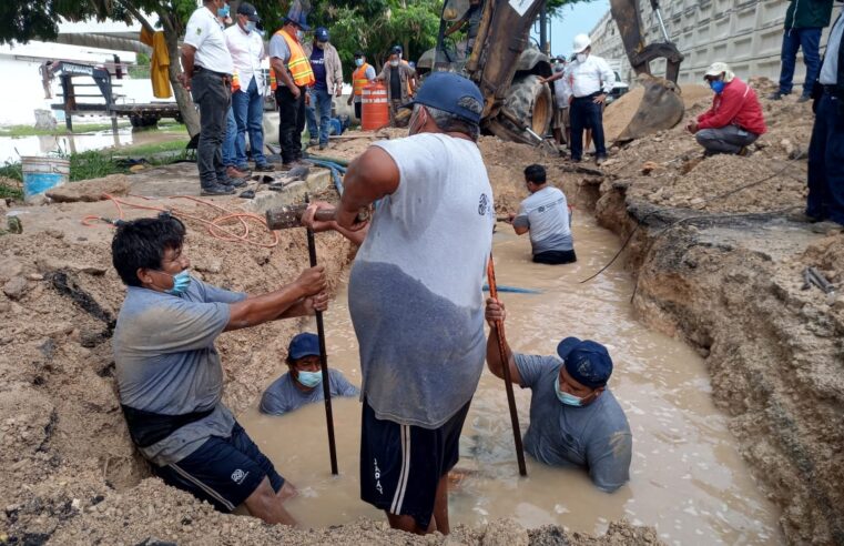 Japay realiza con éxito la reparación del ducto en la carretera Mérida-Umán