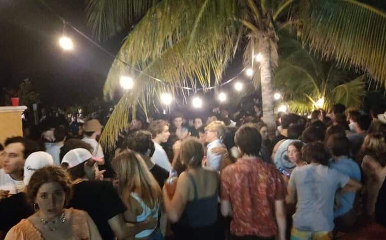 Clausuran fiesta con más de 300 personas en una casa de Chicxulub Puerto