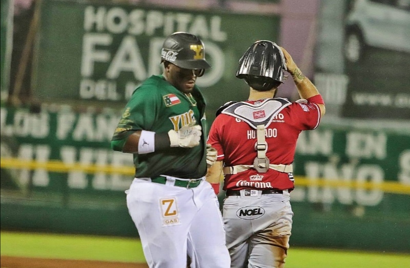 Feroz triunfo de los Leones de Yucatán