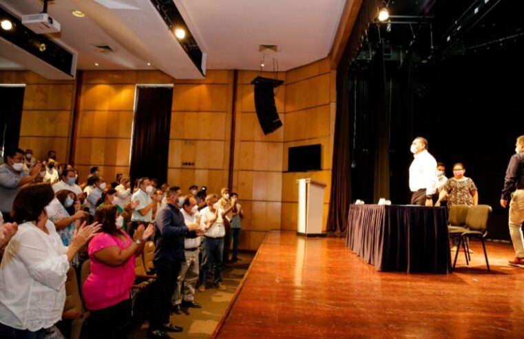 Renán Barrera exhorta al equipo municipal a redoblar esfuerzos