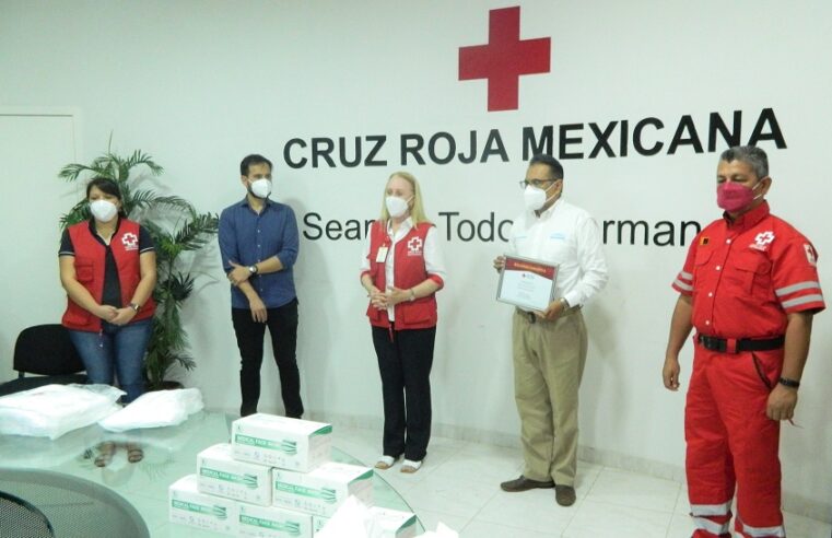 Donan equipos de protección personal a la Cruz Roja Yucatán