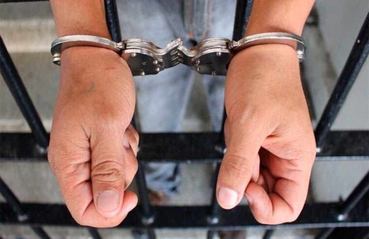 Detienen a buscado ladrón en Ciudad Caucel