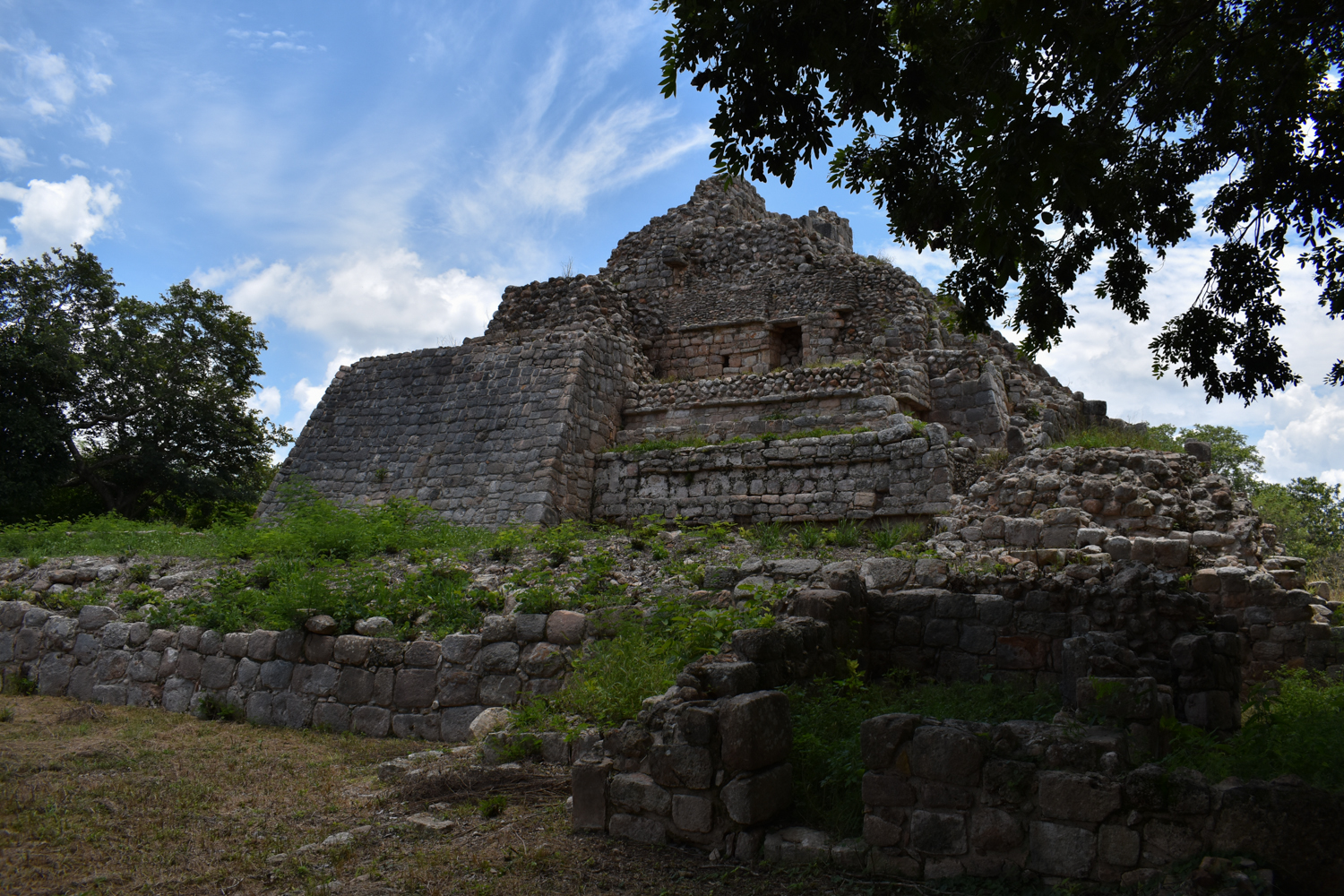 Tren Maya potenciará sitios arqueológicos de la Ruta Puuc