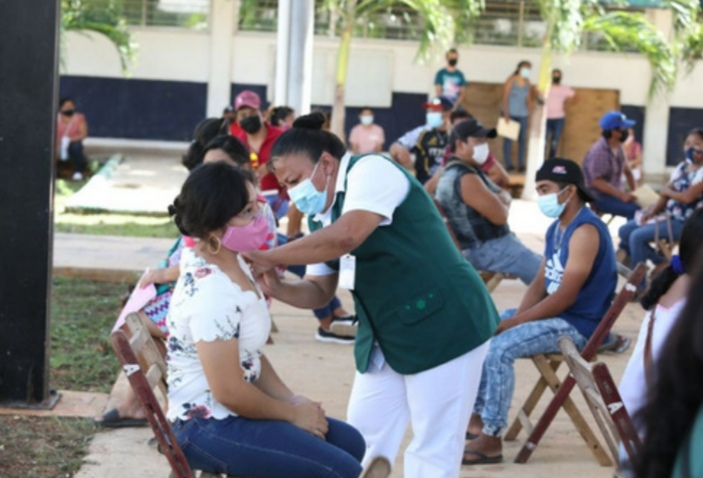 Del 5 al 7 agosto vacunan a jóvenes de 18 a 29 años de 26 municipios yucatecos