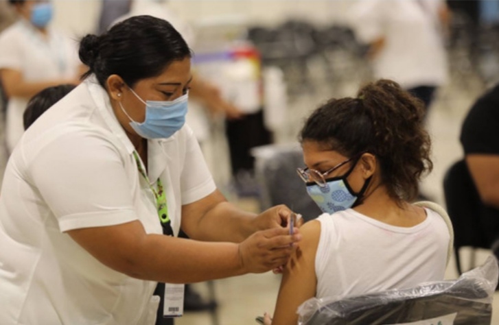 Arranca aplicación de segundas dosis de Pfizer en Mérida