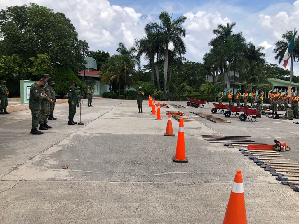 Ejército envía ingenieros especializados en casos de desastres a la zona de impacto del huracán Grace