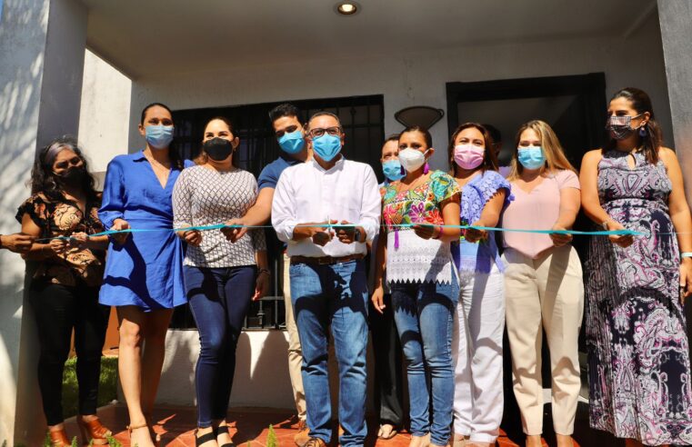 Víctor Hugo Lozano inaugura su casa de enlace en Francisco de Montejo