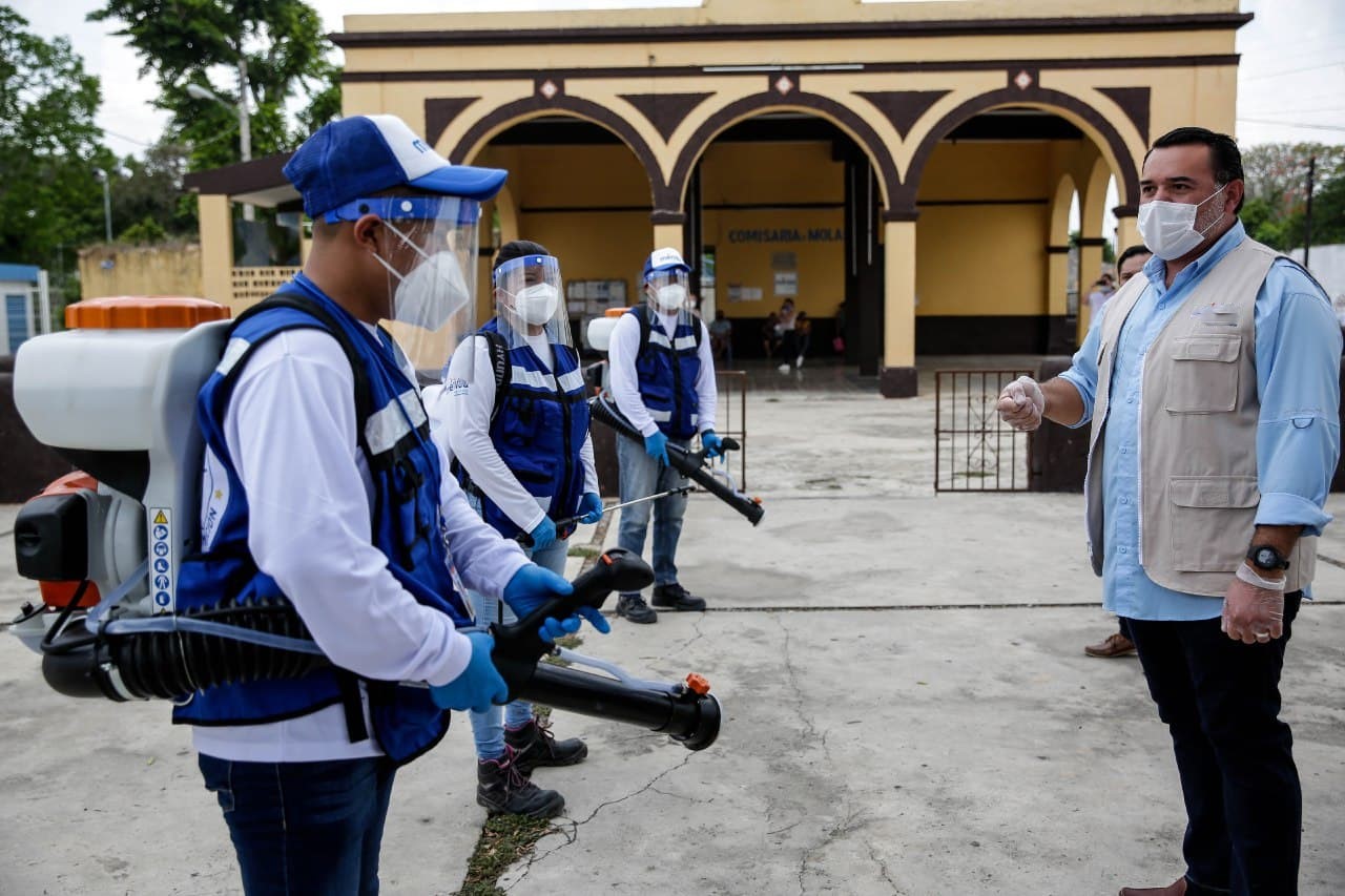 El Ayuntamiento de Mérida refuerza campaña de fumigación y abatización “