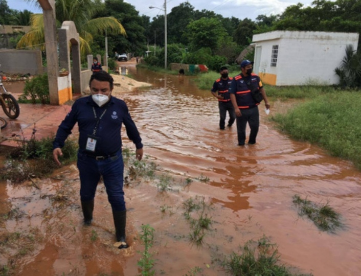 Gobierno del Estado atiende a comunidades del sur  afectadas por las lluvias