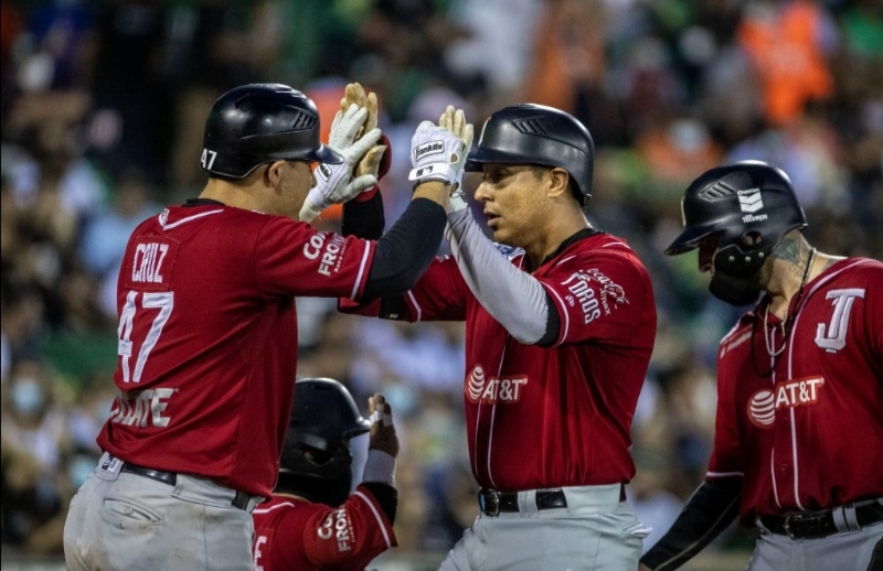 Toros de Tijuana se niega a morir