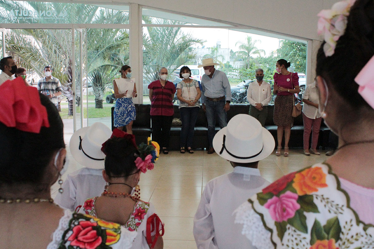 Diputada Federica Quijano realiza gira por el oriente de Yucatán