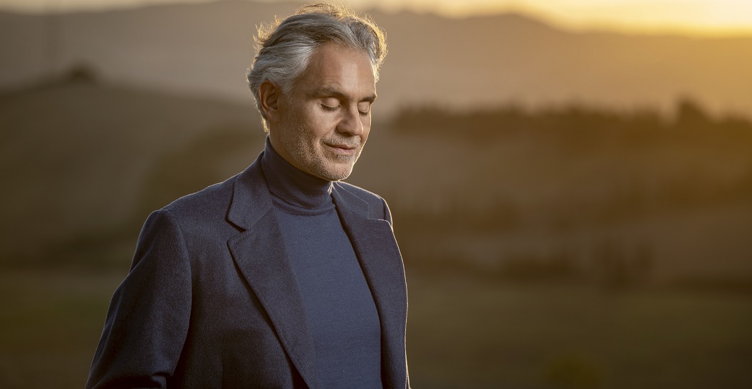 Andrea Bocelli ofrecerá el concierto del siglo en la mejor playa del mundo, en la Riviera Maya