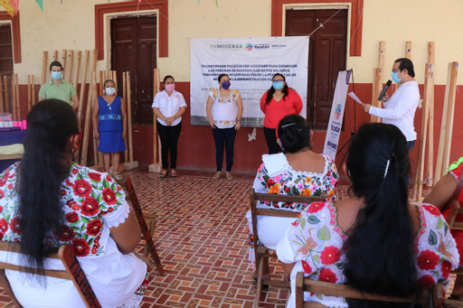 Con capacitación e insumos, Semujeres impulsa emprendimiento en municipios