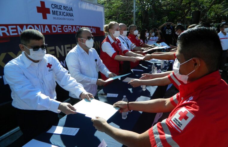 Se gradúan Técnicos en urgencias médicas de la Cruz Roja