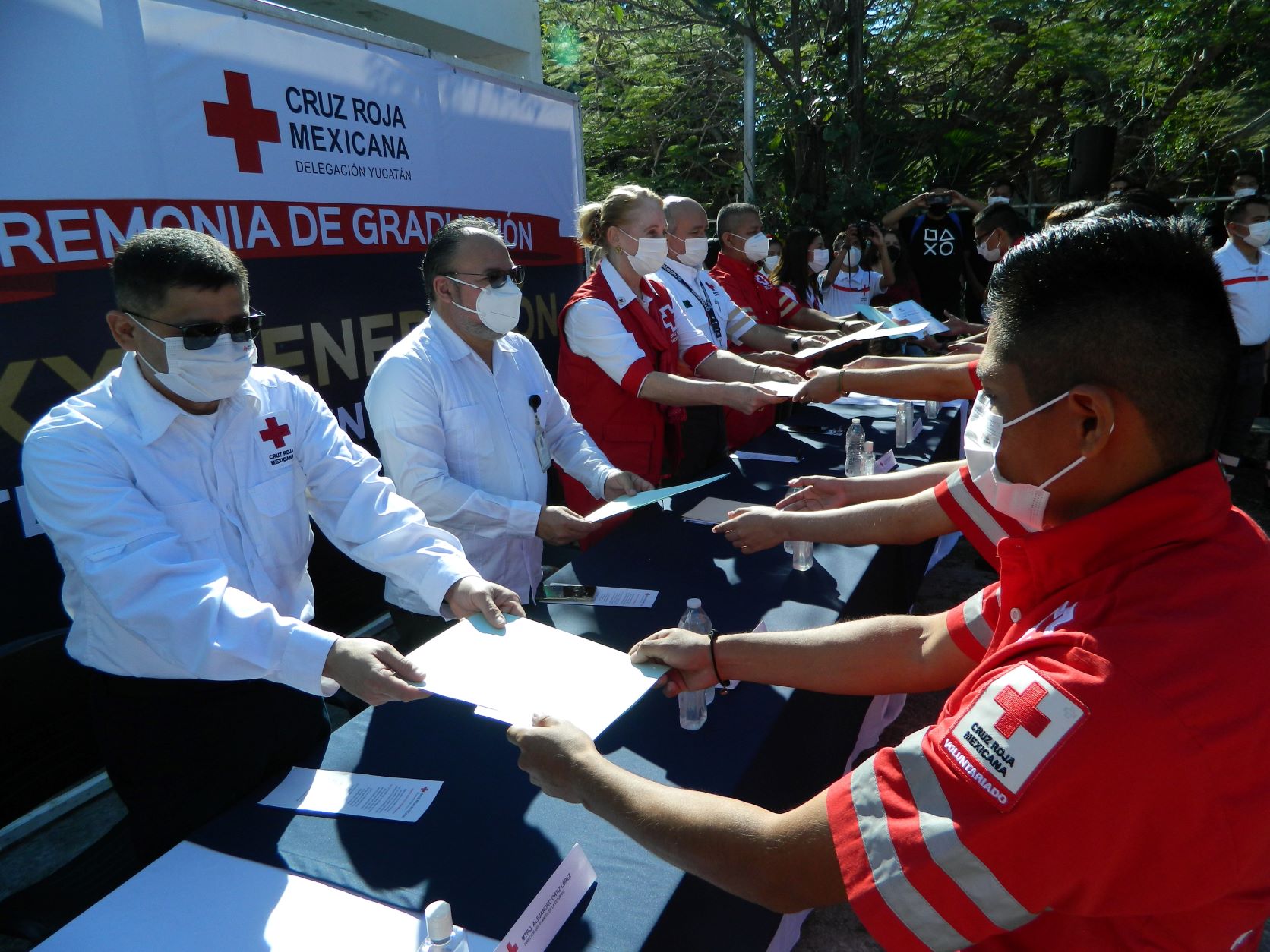 Se gradúan Técnicos en urgencias médicas de la Cruz Roja