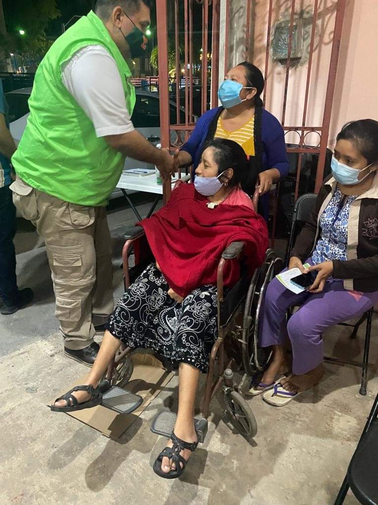 Un personaje del Verde está recorriendo Yucatán