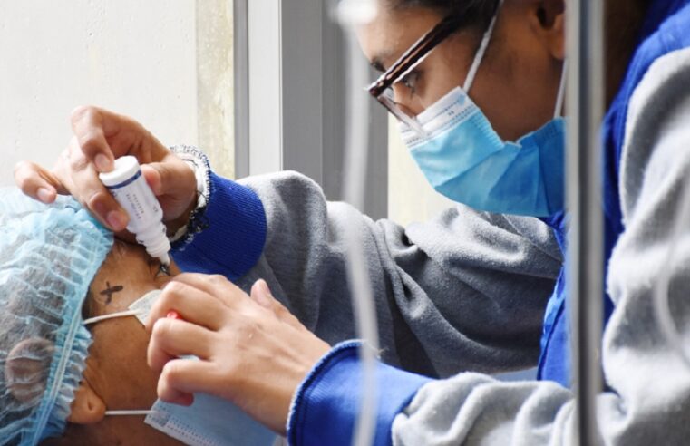 Benefician con cirugía de cataratas a 100 pacientes del oriente de Yucatán