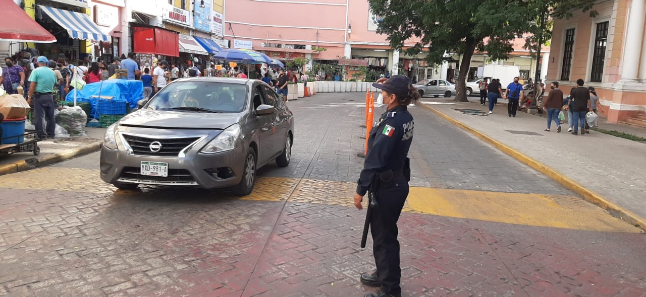 Refuerzan vigilancia en el centro de Mérida por festejos de fin de año