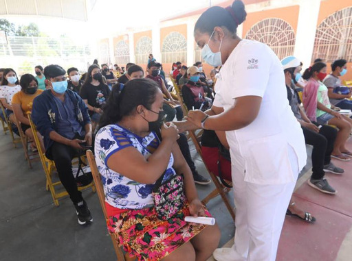 Lunes y martes próximos vacunarán adolescentes y adultos mayores de 38 municipios