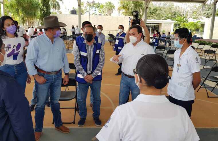Se vacunan más de 36 mil trabajadores de la educación
