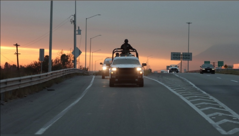 Atacan a balazos a un guiador en la carretera a Cancún