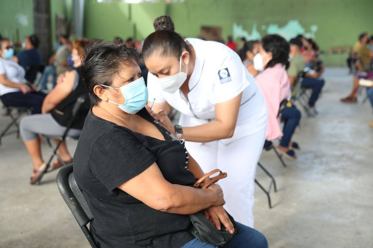 Adultos de 40 a 59 años de 22 municipios recibirán dosis de refuerzo