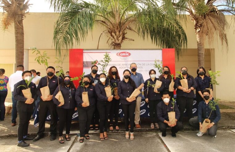 La CMIC Yucatán se suma a la campaña ‘Adopta un Árbol’ en Mérida