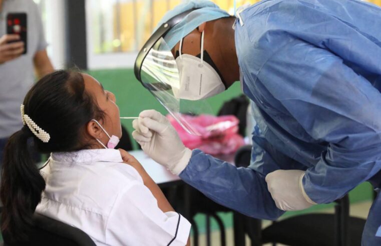 Aplican pruebas para detectar Covid en escuelas de Yucatán