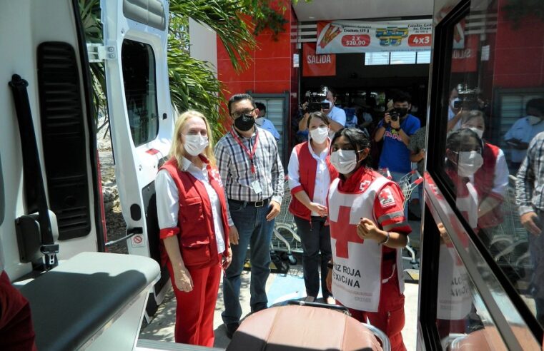 Realizan redondeo Dunosusa a favor de la Cruz Roja Yucatán