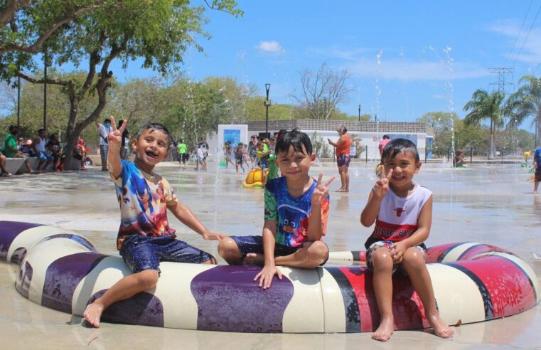 Ya funciona el parque acuático Splash Pad en el parque lineal «Los Paseos»