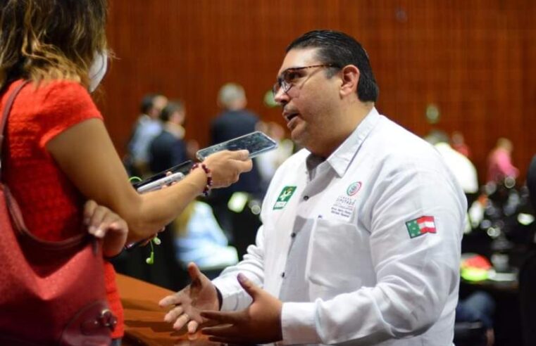 Diputado yucateco le llama la atención a Renán Barrera