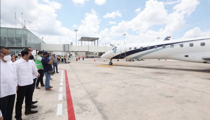 Inicia operaciones la nueva ruta aérea Mérida-Guatemala