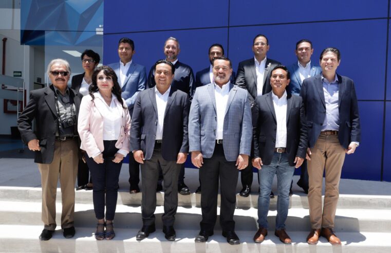 Se reúnen integrantes de la Asociación de Ciudades  Capitales de México
