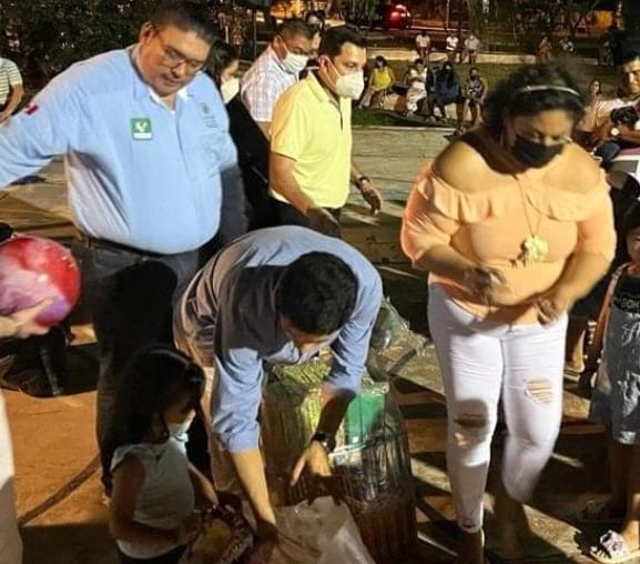 El diputado Mario Peraza convive y apoya a las mujeres en municipios yucatecos