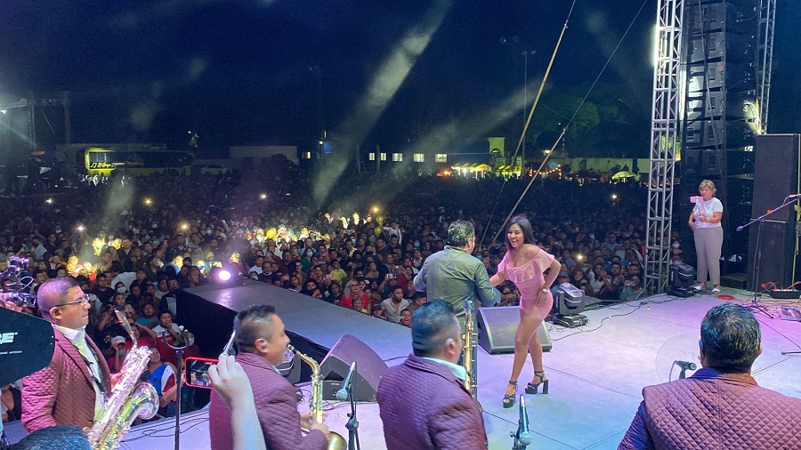 «Paleto» prende Kanasín con un lleno total de sus fans