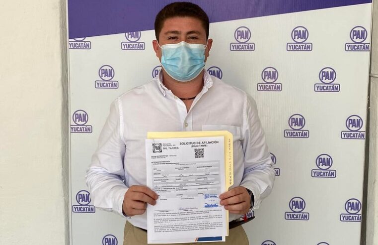 Se afilia al PAN regidor de Kanasín que renunció a Morena