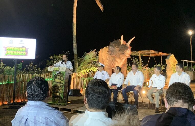 A escondidas, como se hacen los negocios turbios, inaugura Zacarias el Sendero Jurásico