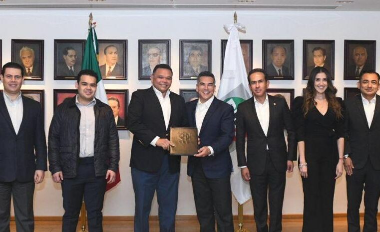 Rolando Zapata propone una Ciudadanía Social como contrapeso a la 4T rumbo al 2024